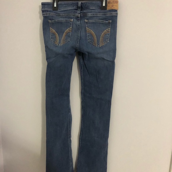 Hollister jeans; size 5S; 27x31, EUC - Picture 2 of 5
